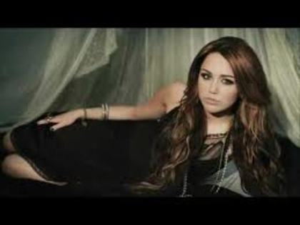 Miley Cyrus - MILEY CYRUS