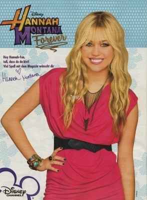  - x Magazine - Hannah Montana Forever Christmas 2 Magazines 2010