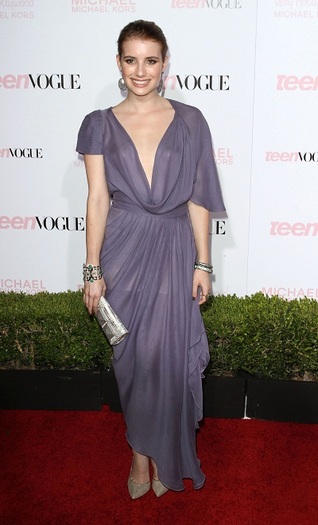 Emma-Roberts-tv-4