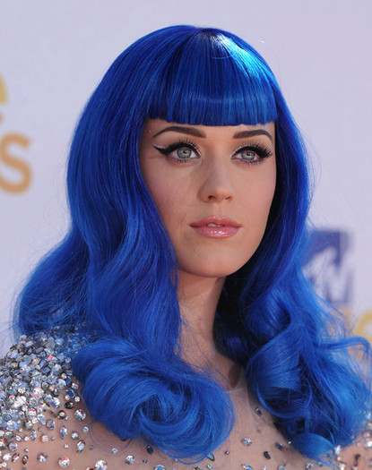 Katy+Perry+Makeup+Cat+Eyes+ttROVQsVl_Kl - Make up-actress
