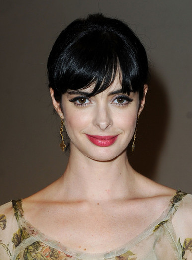 Krysten+Ritter+Makeup+Red+Lipstick+OXzo8lLR-rol