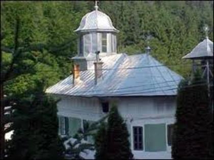 Manastirea Frasinei 4 - Biserici si Manastiri din Romania
