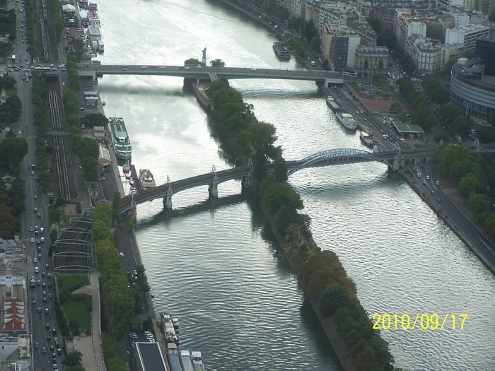 100_4753 - PARIS 2010