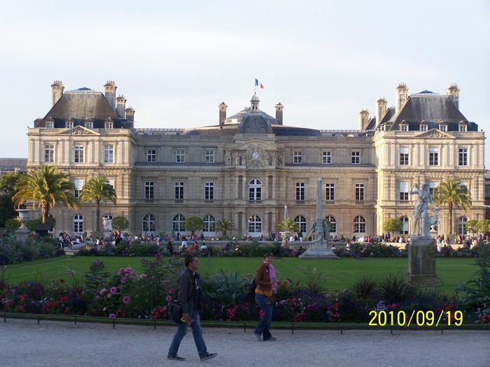100_5040 - PARIS 2010