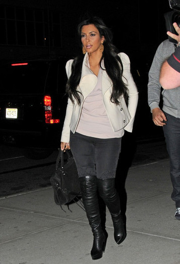 Kim+Kardashian+Boots+Over+the+Knee+Boots+ifxrVpUnfN0l