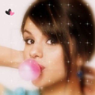 24446939_UPACXEDWA - Selena Gomez