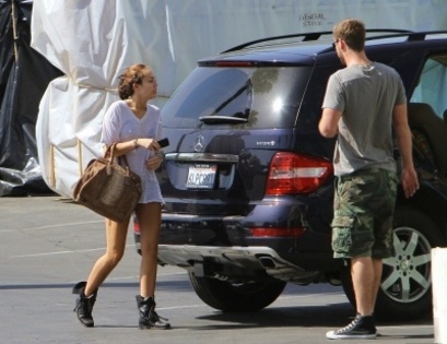  - x Out and about in Studio City with Liam - 07th May 2010