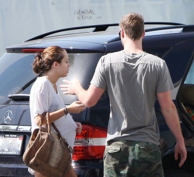  - x Out and about in Studio City with Liam - 07th May 2010