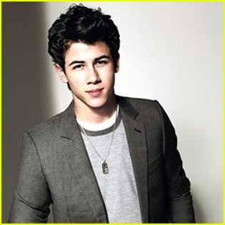 Nick Jonas - cantarete si cantareti 1
