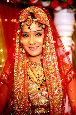 sara khan wallpapers - Bidaai