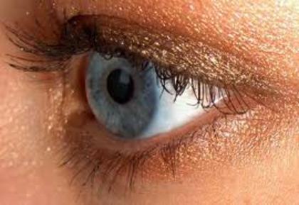 ochi-albastri 7 - ochii