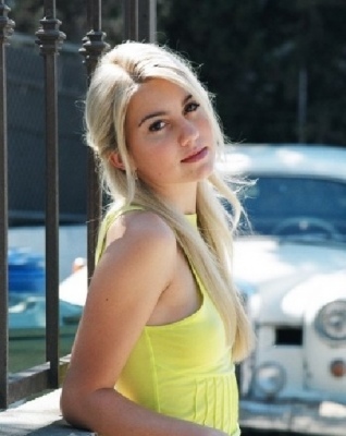 Chelsea Staub (50)