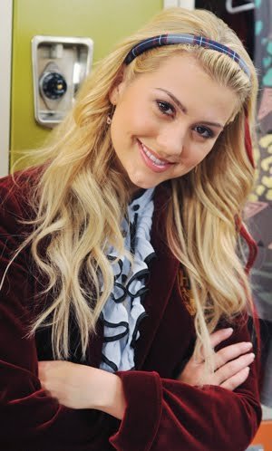 Chelsea Staub (53)