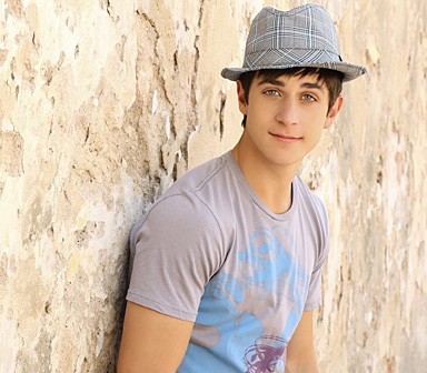 David Henrie (30)