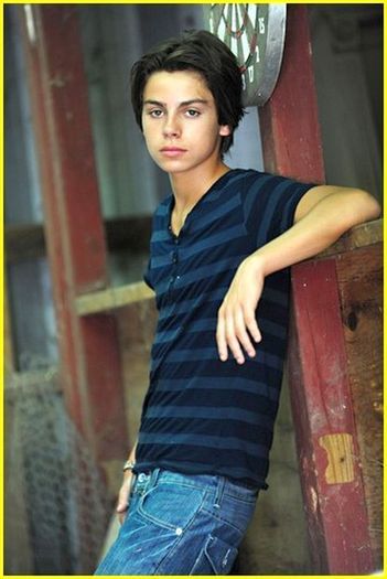 Jake T Austin (12)