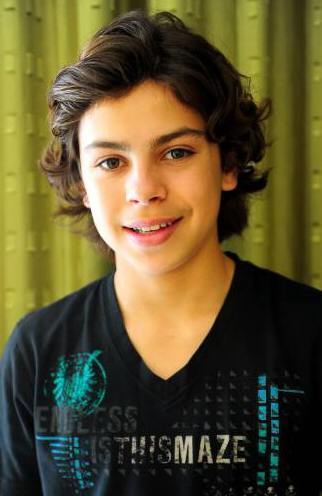 Jake T Austin (14)