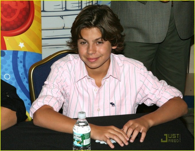 Jake T Austin (42)