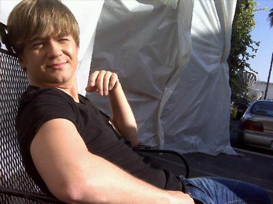 Jason Earles (17)