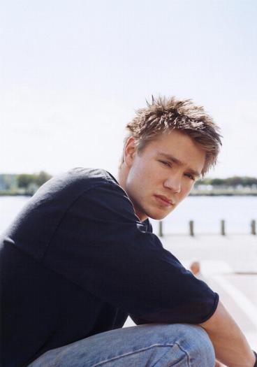 Chad Michael Murray (16)