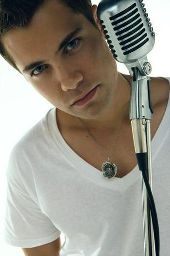 Drew Seeley (6)