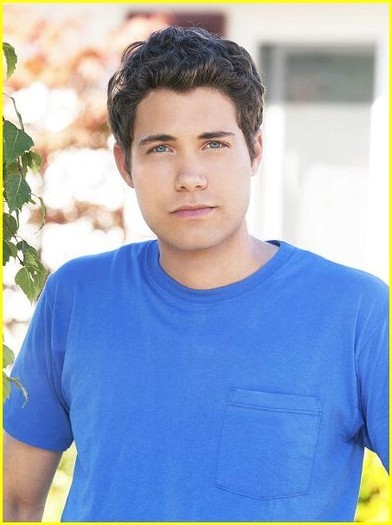 Drew Seeley (11)