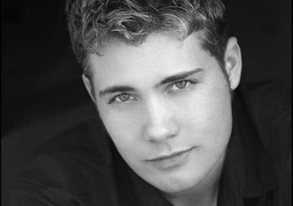 Drew Seeley (23)