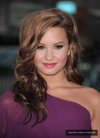 Demi Lovato (210)