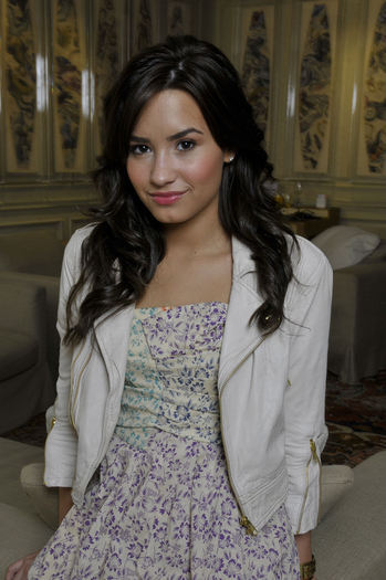 Demi Lovato (238)