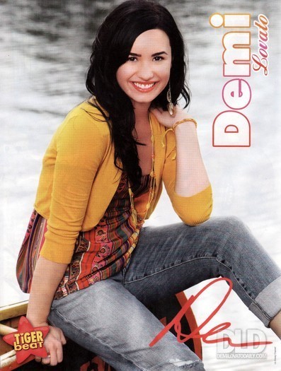 Demi Lovato (251)