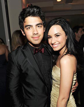 Demi and Joe (46)