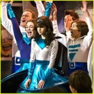 24712070_AWIRBPUGR - Fan Of Me