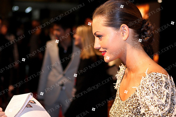 4882220386_2f4e81660e_z