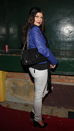 Fergie+Shoulder+Bags+Leather+Shoulder+Bag+Y0bWWqgyVqpl