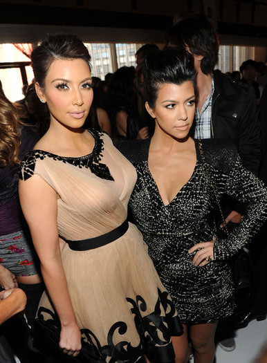 Kim+Kardashian+Dresses+Skirts+Cocktail+Dress+k4oJ4r0Kv8Hl