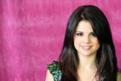 14602784_QTDAVRARM - Selena Gomez-sedinta photo19