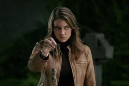 4 - supernatural bella