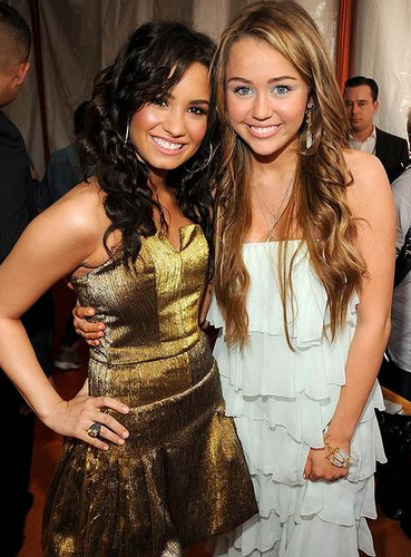 Demi and Miley (8) - Demi and Miley