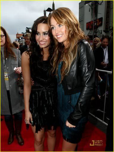 Demi and Miley (10)