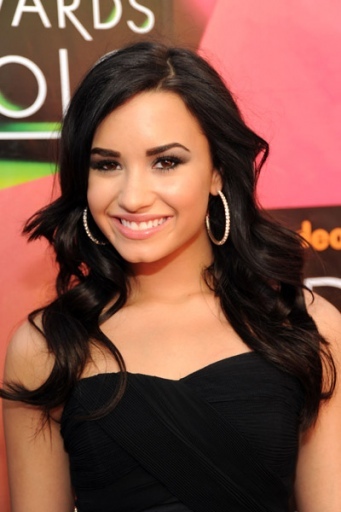 Demi (12)