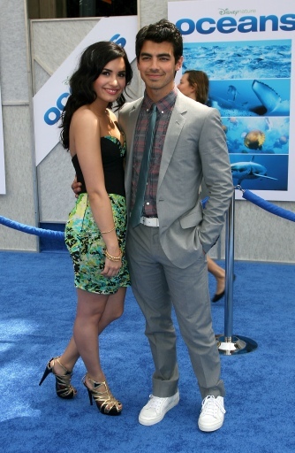 Demi & Joe (6)