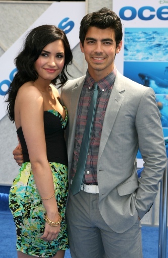 Demi & Joe (8)