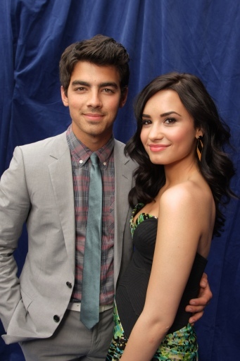 Demi & Joe (14)