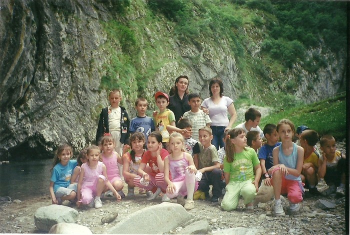 tot grupul de scoala