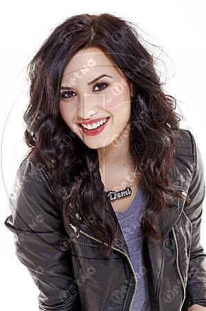 Demi (1)