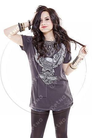 Demi (8)