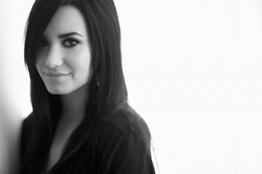 Demi (34)