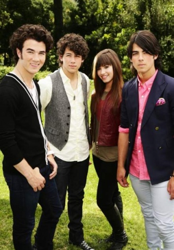 Demi & Jonas (2) - Demi and Jonas