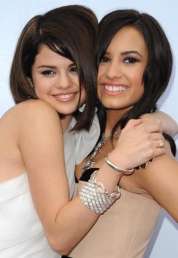 Demi and Selena (15)