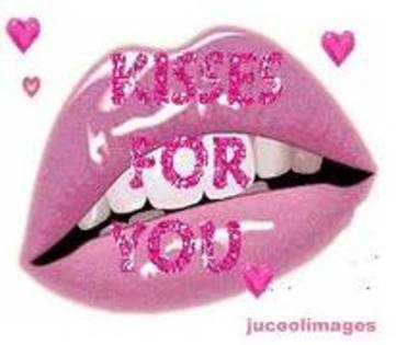 imagesCA5TJ2CB - kisses