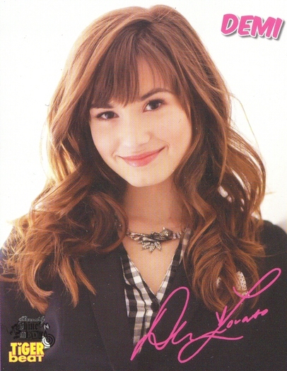 Demi (4)